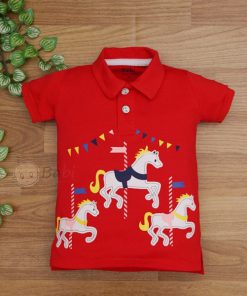 Áo thun cổ trụ in hình chú ngựa may mắn